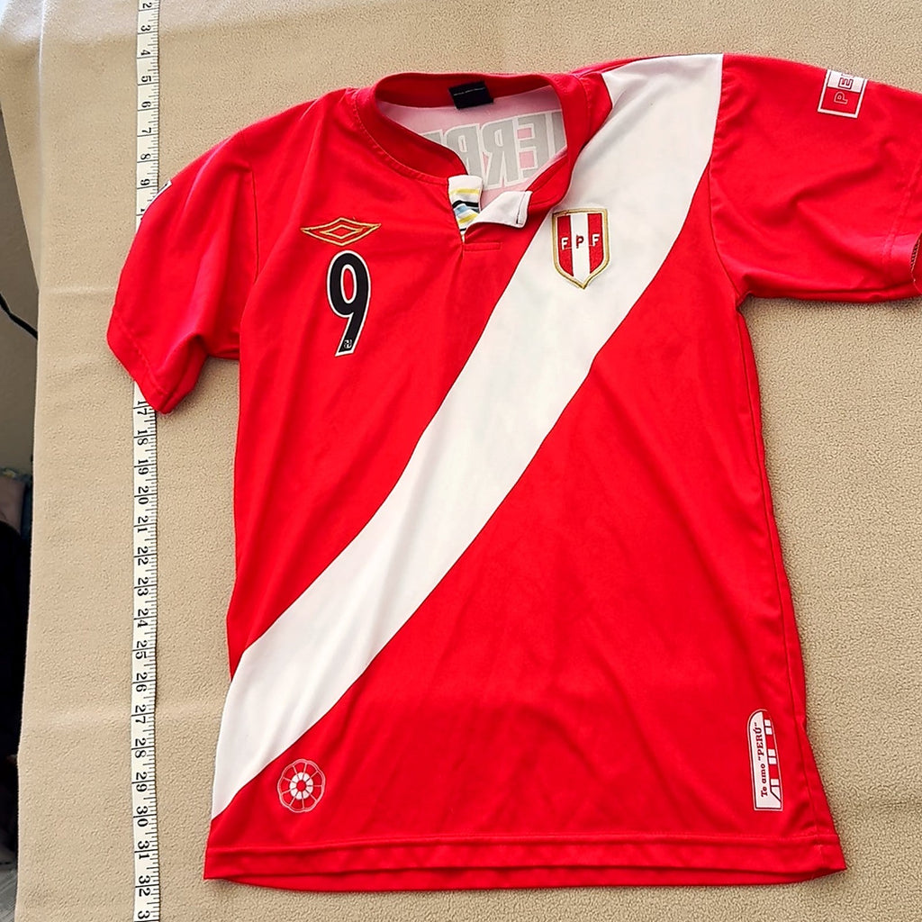 Bootleg Peru National Team Jersey Paolo Guerrero #9 Umbro Red Sash Mens Sz Small