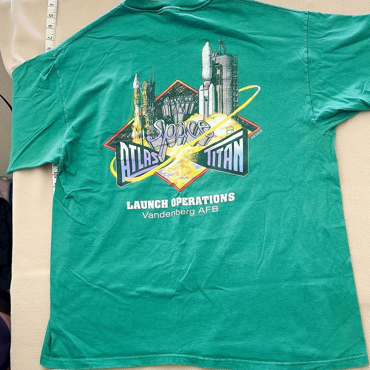 Vandenberg AFB Space Atlas Titan Launch Operations Pocket T-Shirt Green XL