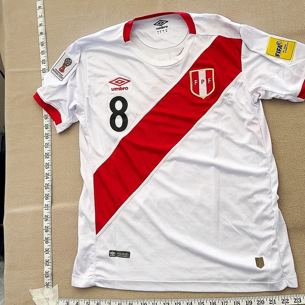 Bootleg Umbro Peru National Team 2018 World Cup Jersey Cueva #8 Mens Size M White