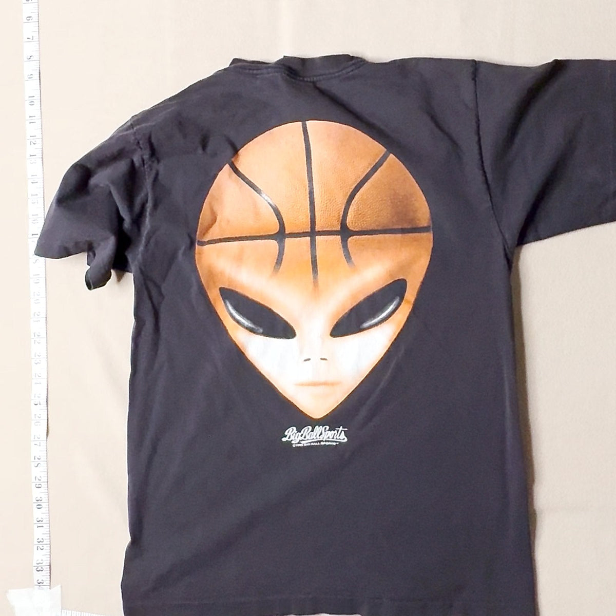 Vintage Big Ball Sports Basketball Alien Graphic T-Shirt Made in USA Size M