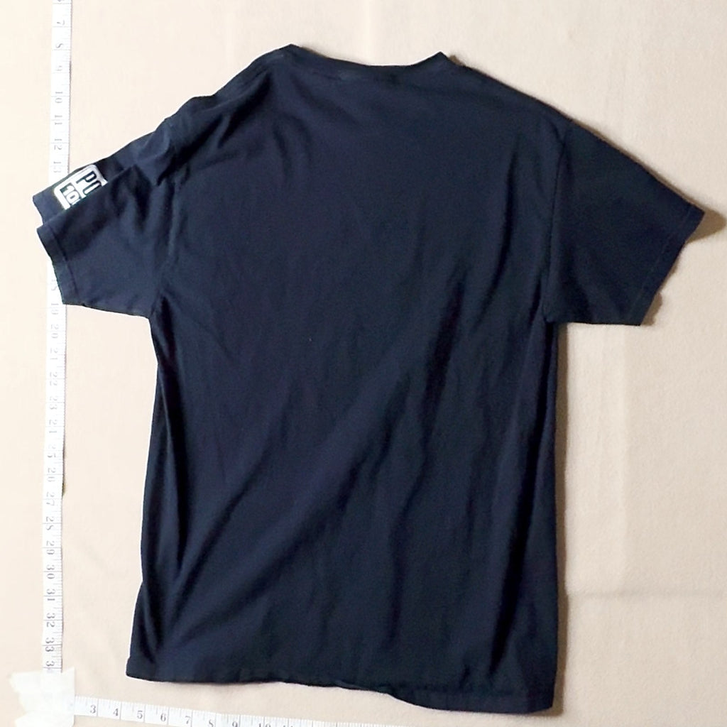 They Not Like Us Graphic T-Shirt Power 106 FM Black Mens Size Medium