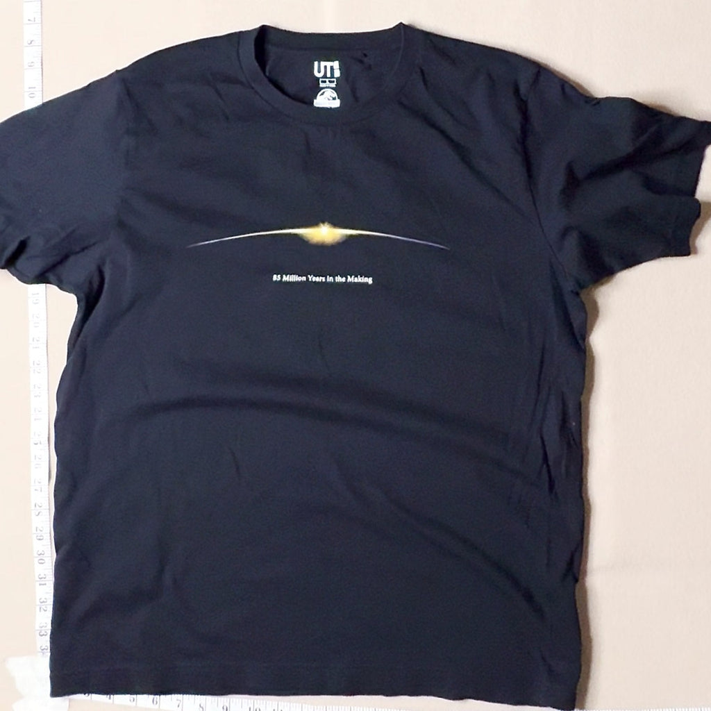 Uniqlo UT Jurassic World Sorayama T-Rex Graphic T-Shirt Black Size L